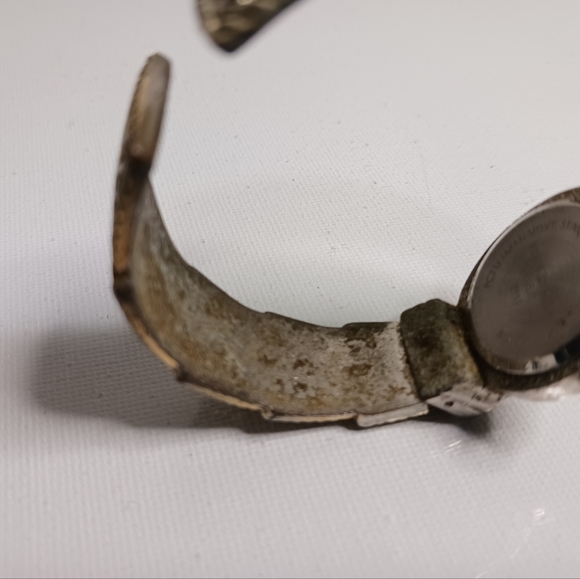 Accutime Watch Company ladies watch bracelet, beautiful watch has new battery, s - Picture 4 of 6